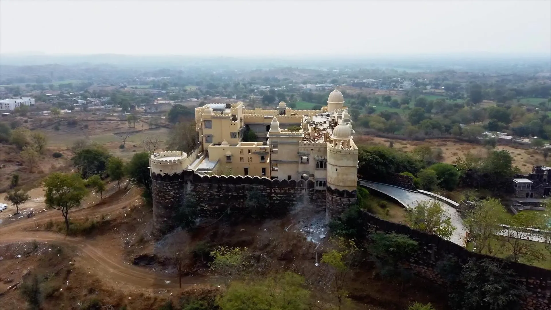***** Resort The Fern Bambora Fort, Bambora, Udaipur India