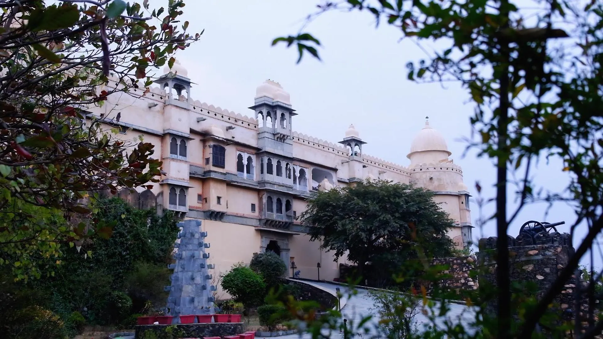 Resort The Fern Bambora Fort, Bambora, Udaipur